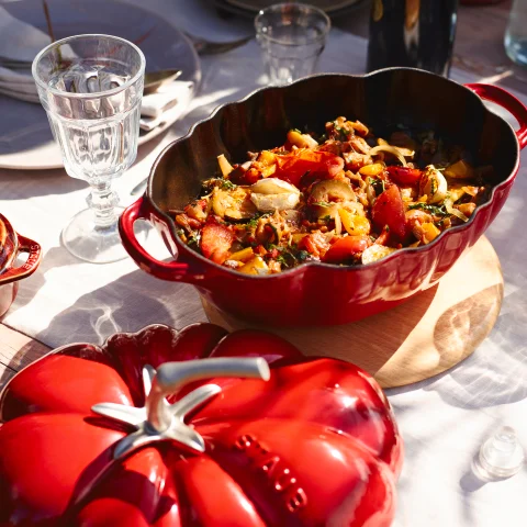STAUB La Cocotte 3 L Cast Iron Artichoke Cocotte, Basil-Green