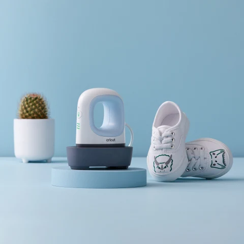 Cricut EasyPress Mini, Zen Blue - Walmart.ca